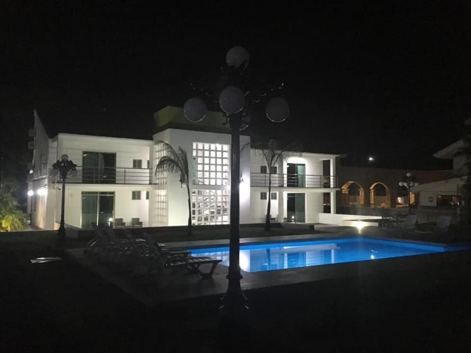 Hotel Suite Las Valkirias Crucecita  Exterior photo